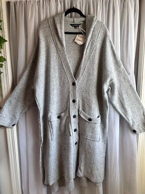 DAVI & DANI Gray Hooded Button-Front sweater cardigan with Patch Pockets size 3X